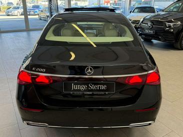 Mercedes Classe E 200 AVANTGARDE — photo 5