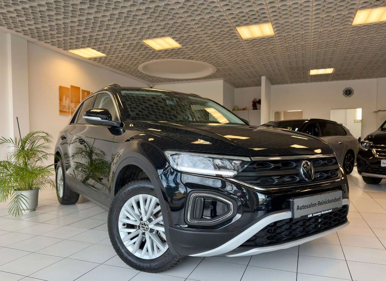 Volkswagen T-Roc TSI Life - 2025 - Joinsteer - #1