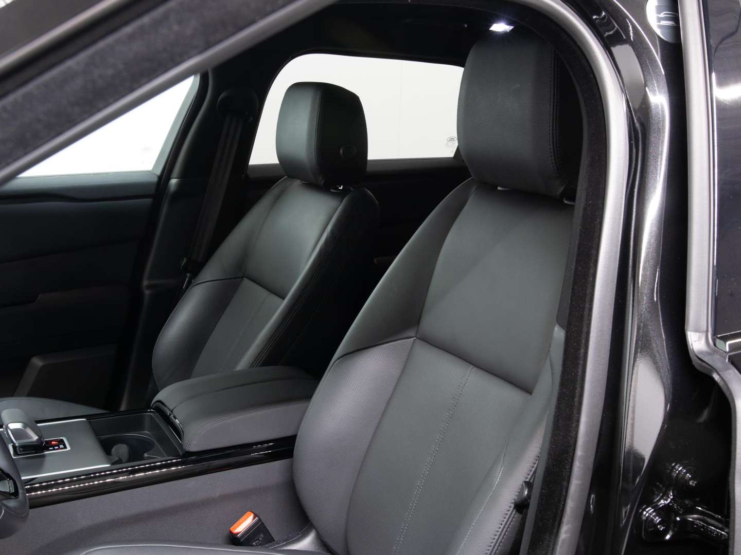 Land Rover Range Rover Velar 2.0 P400e AWD Dynamic SE PHEV - 2025 - Joinsteer - #19