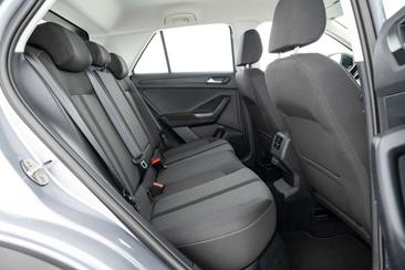 Volkswagen T-Roc TDI Life — photo 9