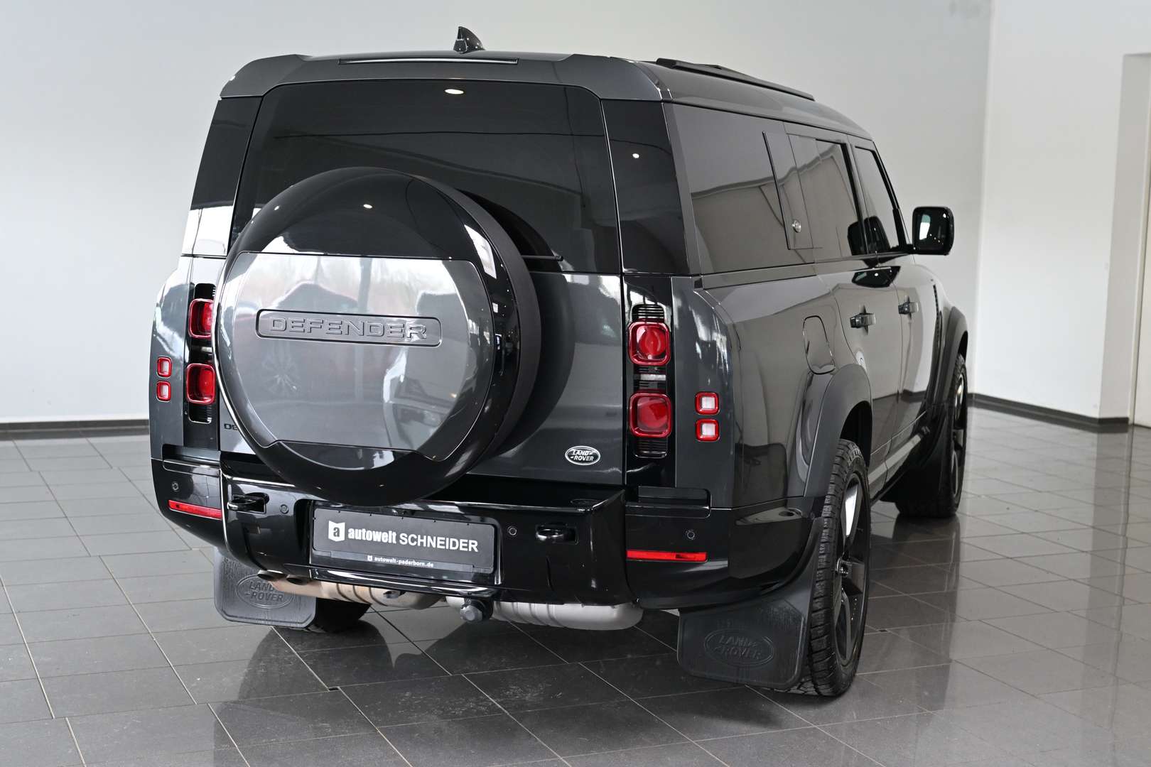 Land Rover Defender 130 X-Dynamic SE AHK Pano 8-Sitzer - 2023 - Joinsteer - #2