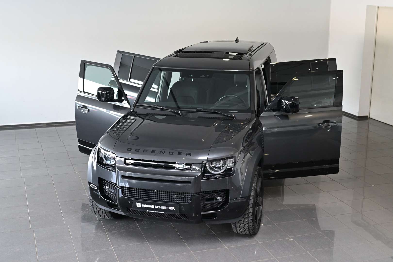 Land Rover Defender 130 X-Dynamic SE AHK Pano 8-Sitzer - 2023 - Joinsteer - #5