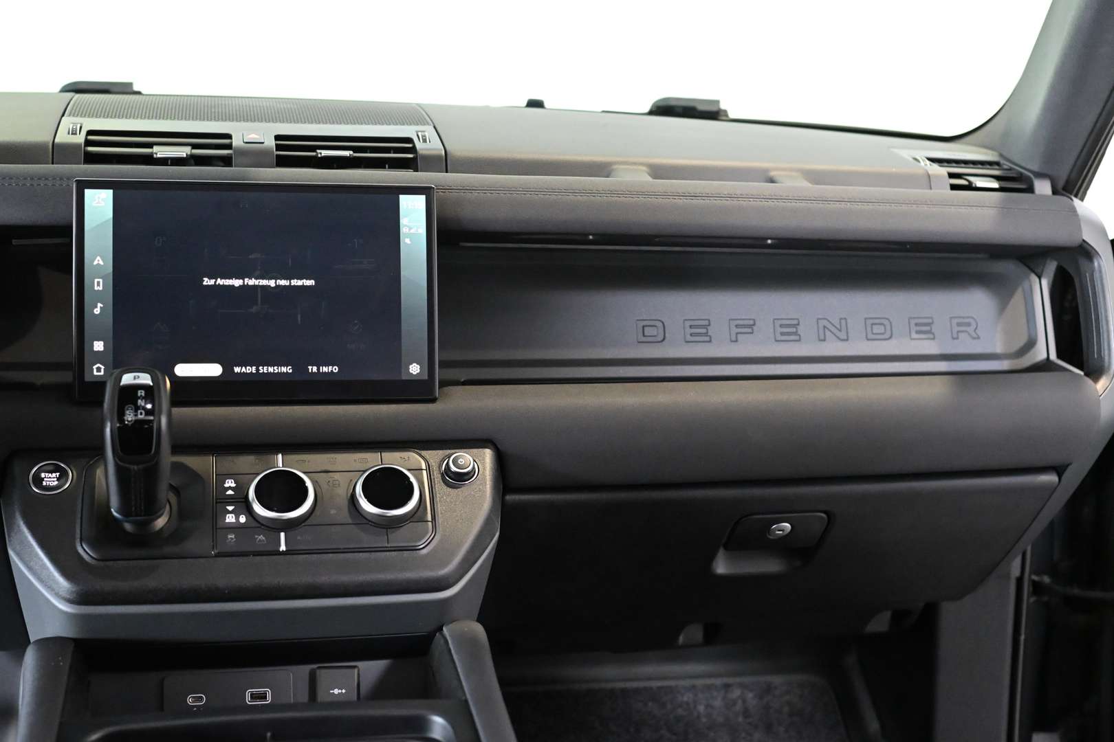 Land Rover Defender 130 X-Dynamic SE AHK Pano 8-Sitzer - 2023 - Joinsteer - #19