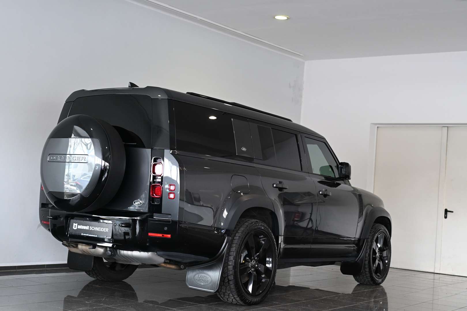 Land Rover Defender 130 X-Dynamic SE AHK Pano 8-Sitzer - 2023 - Joinsteer - #43