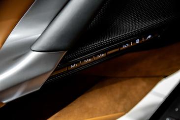 Ferrari SF90 Spider — photo 22