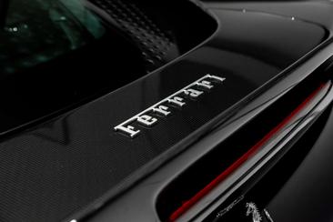 Ferrari SF90 Spider — photo 26