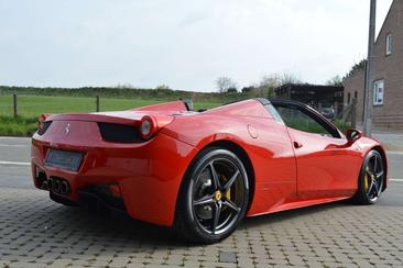 Ferrari 458 Spider — photo 2