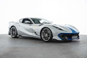 Ferrari 812 Competizione — photo 2
