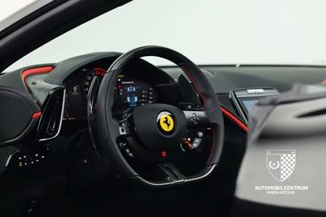 Ferrari Roma Spider — photo 15