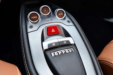 Ferrari 458 Italia — photo 15