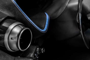 Ferrari 812 Competizione — photo 5