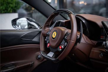 Ferrari 488 GTB — photo 10