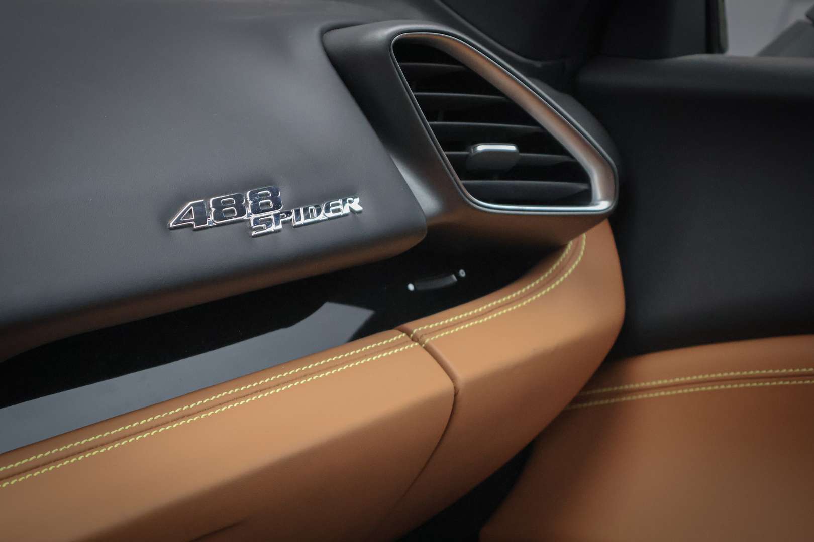 Ferrari 488 Spider - 2017 - Joinsteer - #25