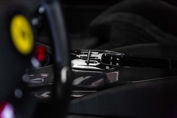 Ferrari 812 Competizione — photo 32