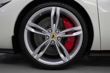 Ferrari 296 GTS — photo 6