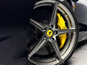 Ferrari 458 Italia — photo 2