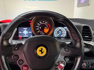 Ferrari 458 Italia — photo 32