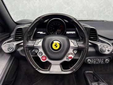 Ferrari 458 Italia — photo 9