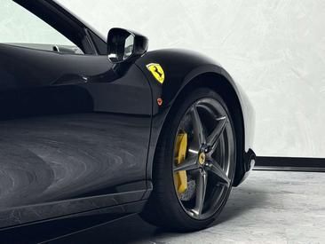 Ferrari 458 Italia — photo 21