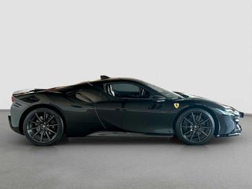 Ferrari SF90 Stradale — photo 3