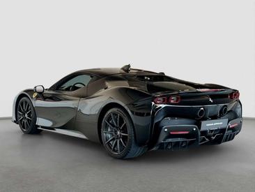 Ferrari SF90 Stradale — photo 6