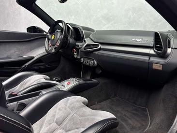 Ferrari 458 Italia — photo 29