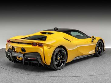 Ferrari SF90 Stradale — photo 7