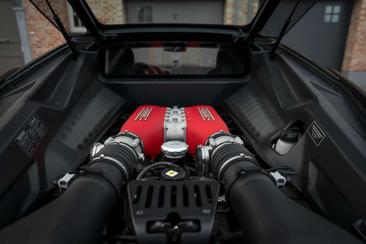 Ferrari 458 Italia — photo 12