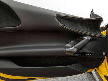 Ferrari SF90 Stradale — photo 21