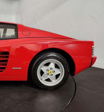 Ferrari Testarossa — photo 11