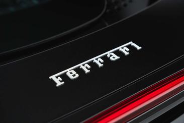 Ferrari SF90 Stradale — photo 26