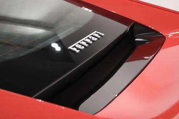 Ferrari 812 Superfast — photo 19