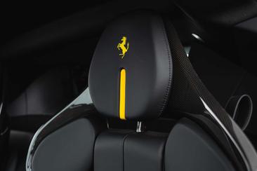 Ferrari SF90 Stradale — photo 33