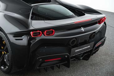 Ferrari SF90 Stradale — photo 43