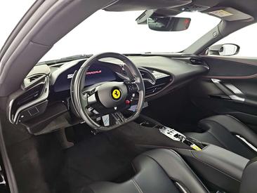 Ferrari SF90 Stradale — photo 8