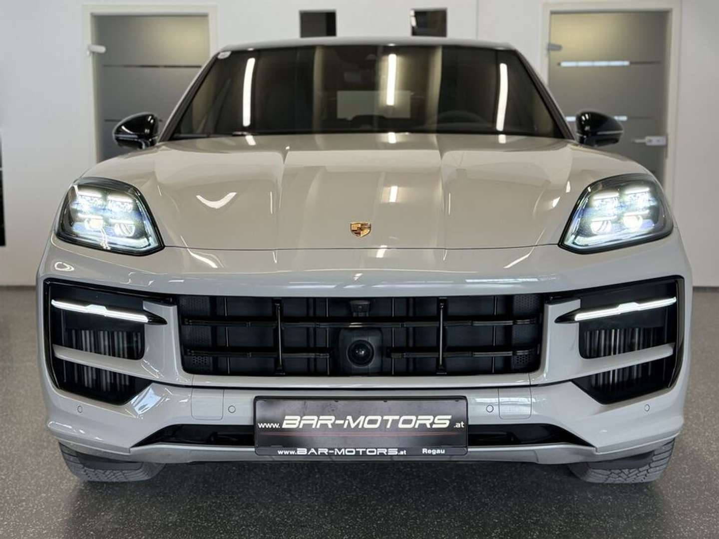 Porsche Cayenne Coupé E-Hybrid - 2025 - Joinsteer - #1
