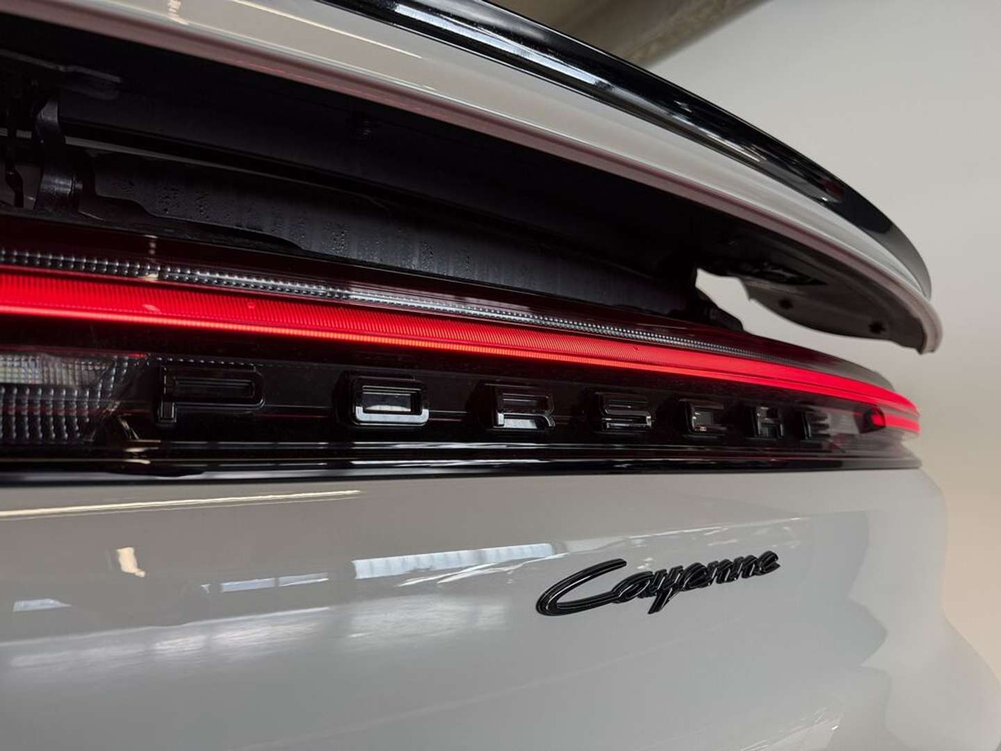 Porsche Cayenne Coupé E-Hybrid - 2025 - Joinsteer - #18