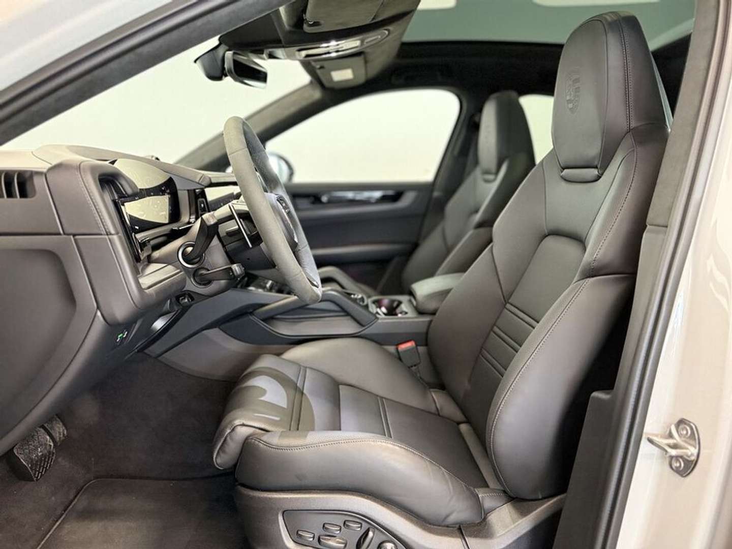 Porsche Cayenne Coupé E-Hybrid - 2025 - Joinsteer - #25