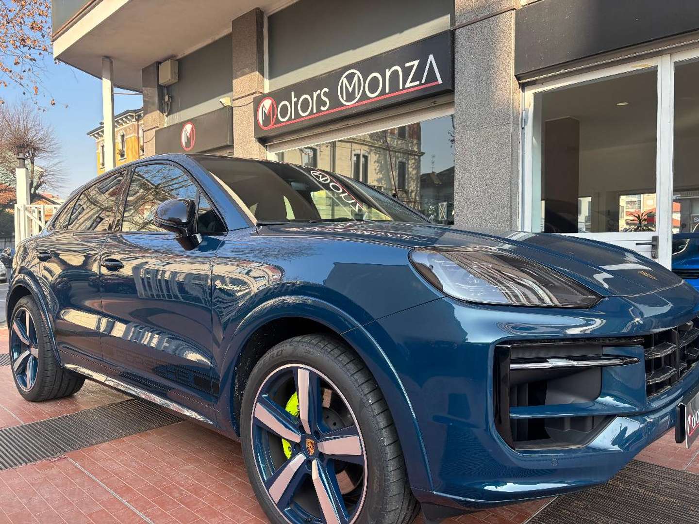 Porsche Cayenne Coupé E-Hybrid - 2024 - Joinsteer - #2