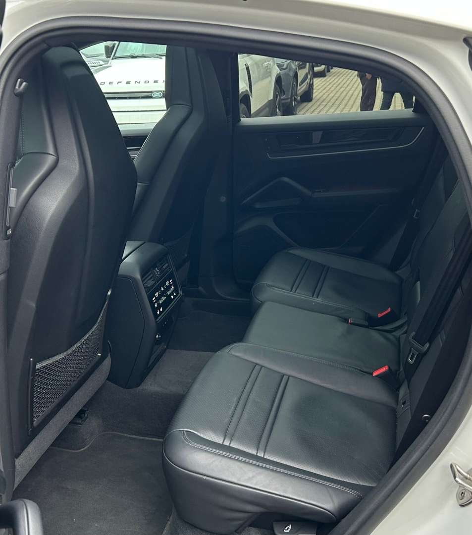 Porsche Cayenne Coupé 3.0 V6 - 2023 - Joinsteer - #11