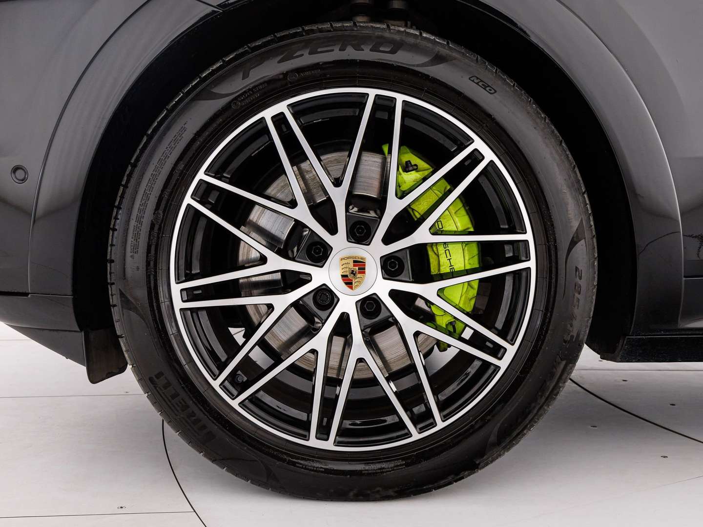 Porsche Cayenne Coupé E-Hybrid - 2024 - Joinsteer - #5