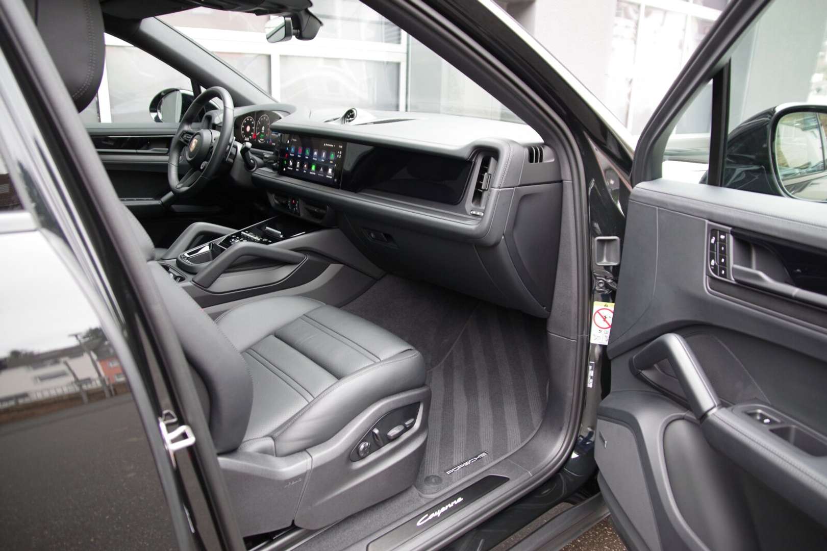 Porsche Cayenne Coupé E-hybrid Black Edition - 2025 - Joinsteer - #6