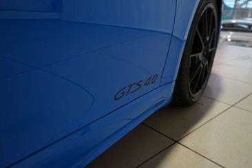 Porsche 718 Cayman GTS 4.0 — photo 10