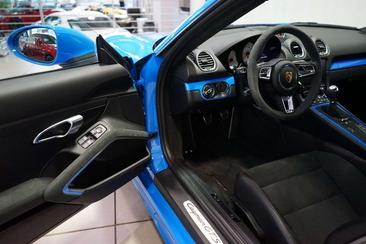 Porsche 718 Cayman GTS 4.0 — photo 12