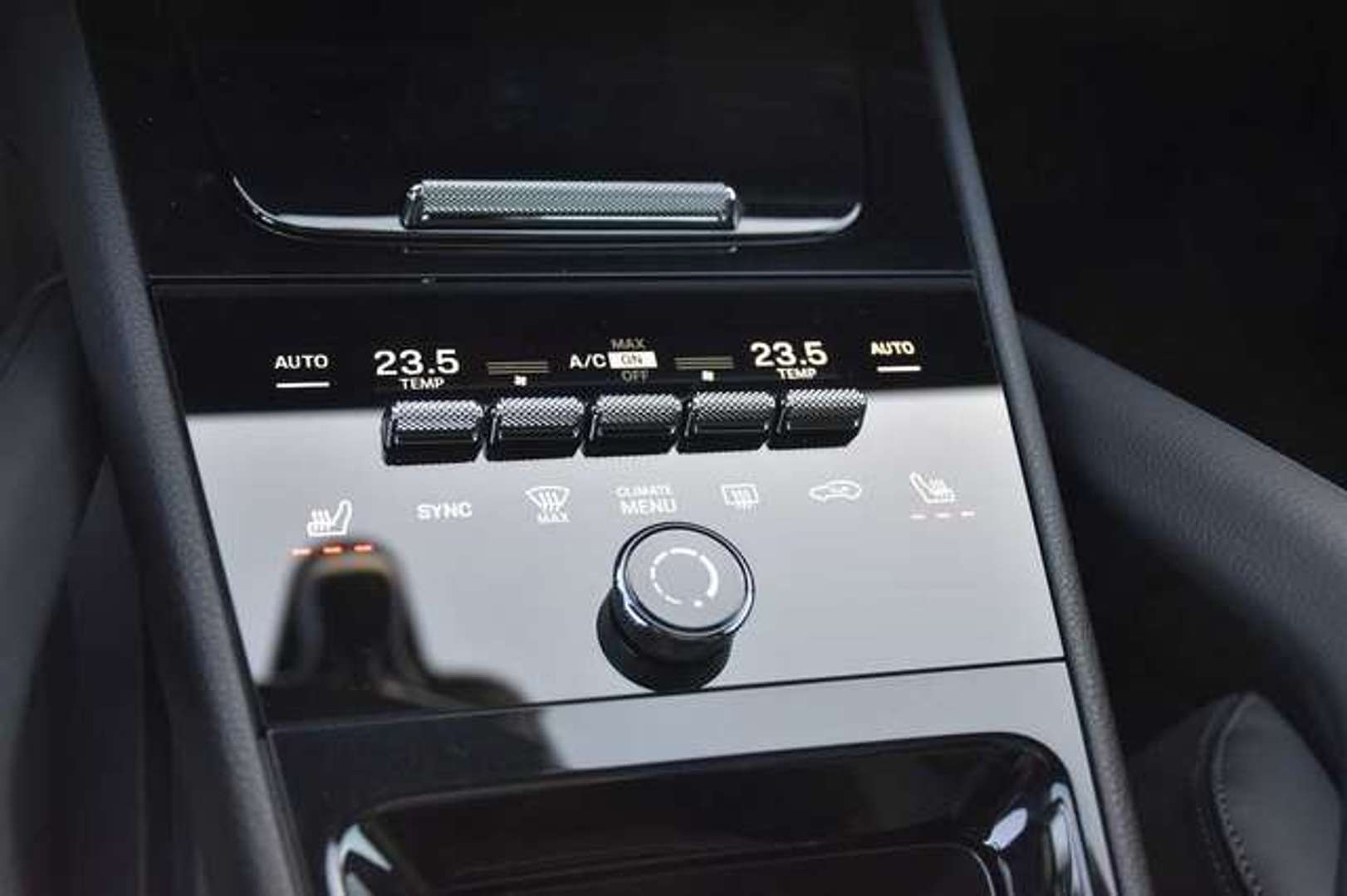 Porsche Cayenne Coupé E-Hybrid - 2025 - Joinsteer - #24