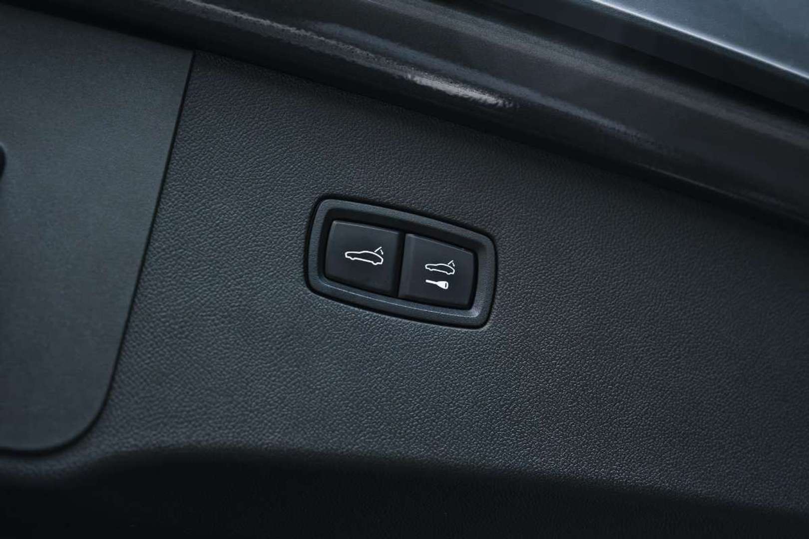 Porsche Cayenne Coupé E-Hybrid - 2022 - Joinsteer - #23