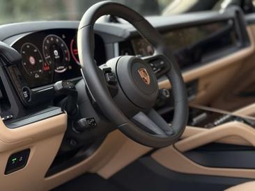 Porsche Cayenne III GTS — photo 11