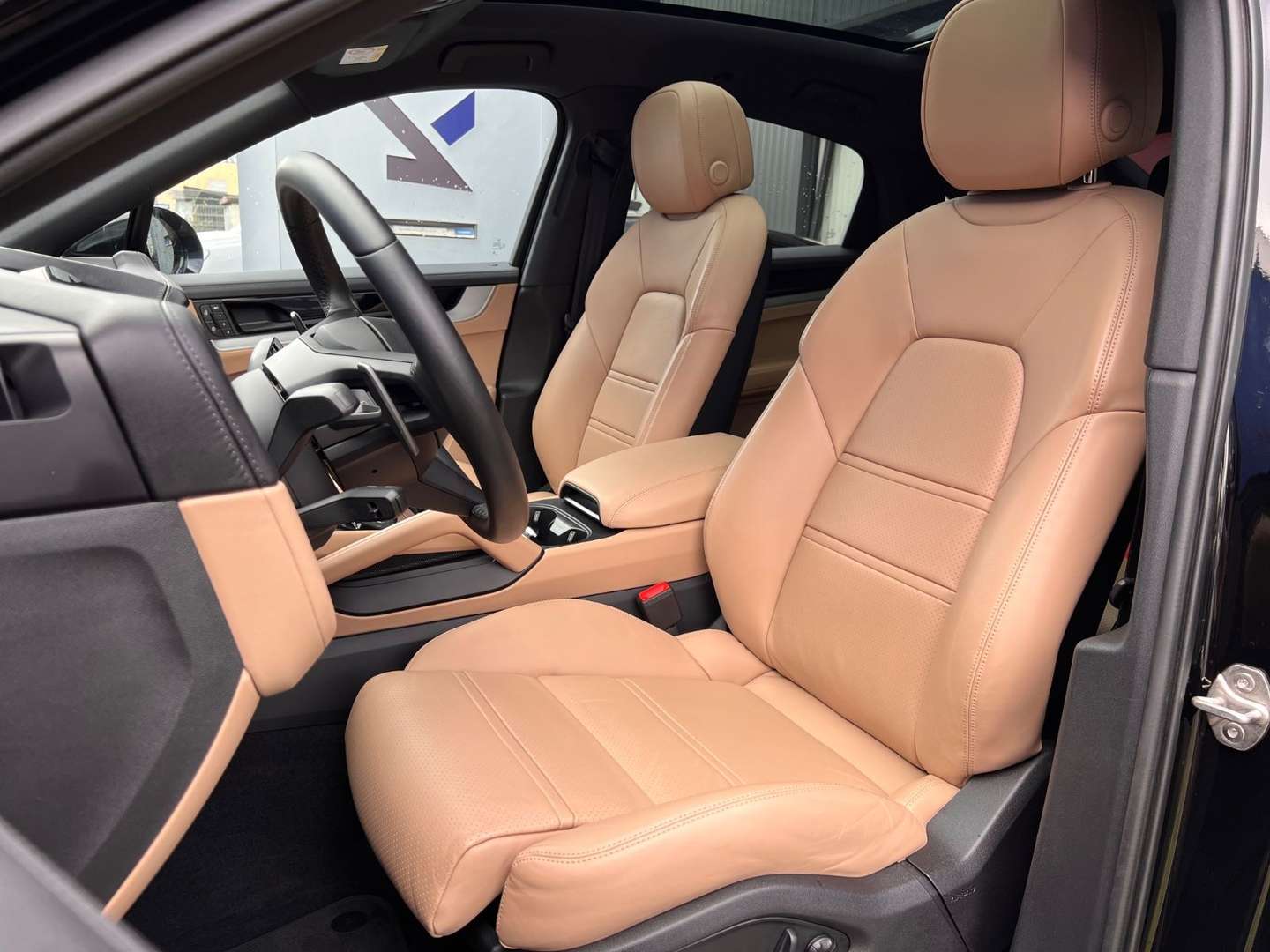 Porsche Cayenne Coupé E-Hybrid - 2023 - Joinsteer - #6