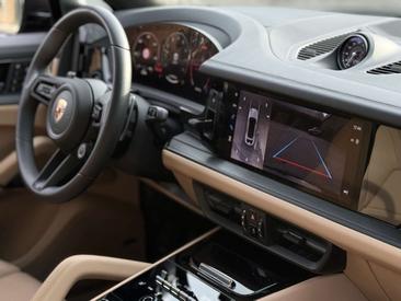 Porsche Cayenne III GTS — photo 19