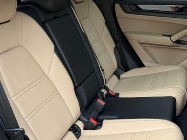 Porsche Cayenne III GTS — photo 26